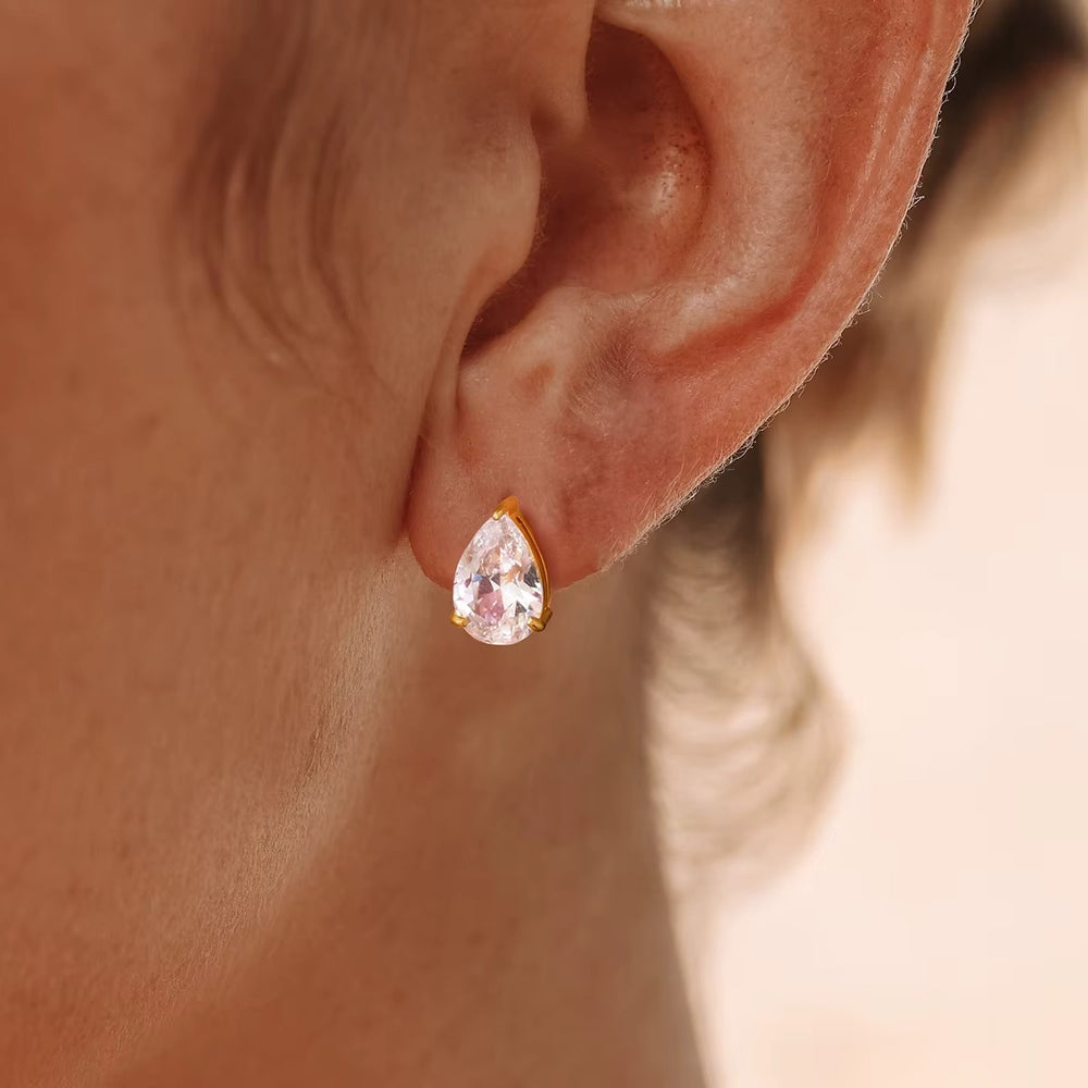 Radiant Drop Earrings – gold earrings