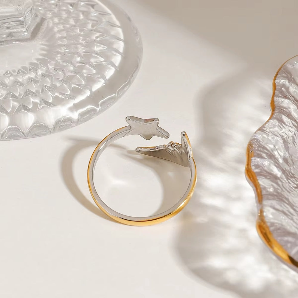 Moonbeam Star – adjustable ring