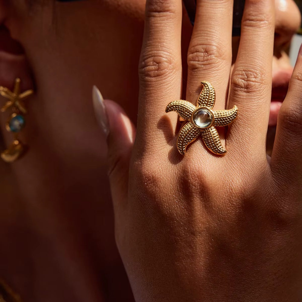 SeaSpark Ring – adjustable gold ring