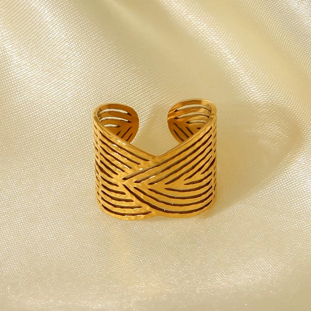 Auric Weave Ring – gold ring