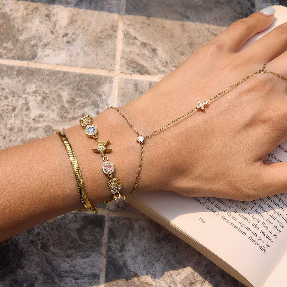 Sparkling Hand Chain Bracelet – gold hand chain