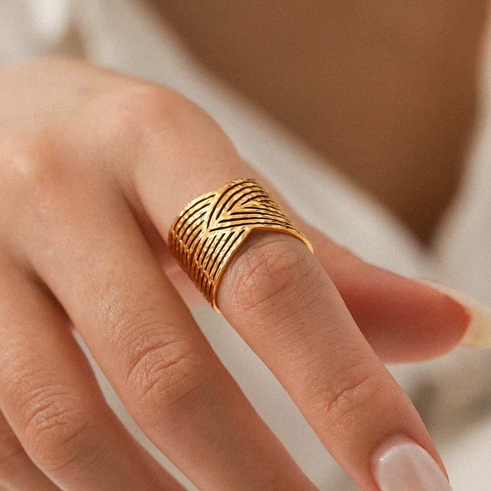 Auric Weave Ring – gold ring
