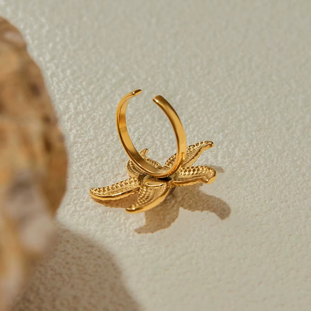 SeaSpark Ring – adjustable gold ring