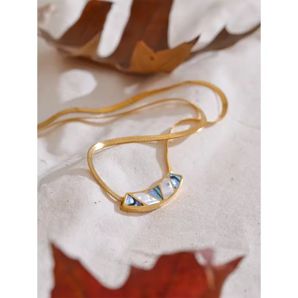 Aurora Mosaic Necklace – gold necklace with pearls