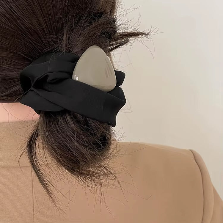 Luna Scrunchie – scrunchie