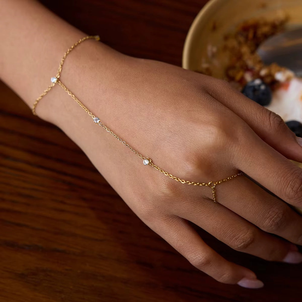 Minimal Spark Hand Chain – gold hand chain with cubic zirconia stones