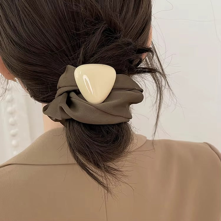 Luna Scrunchie – scrunchie
