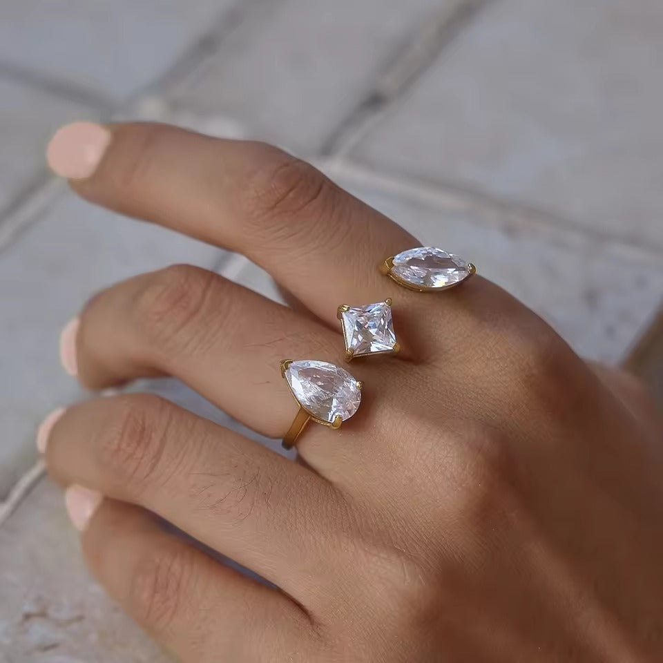 Two-Finger Statement Ring – gold ring with cubic zirconia stones