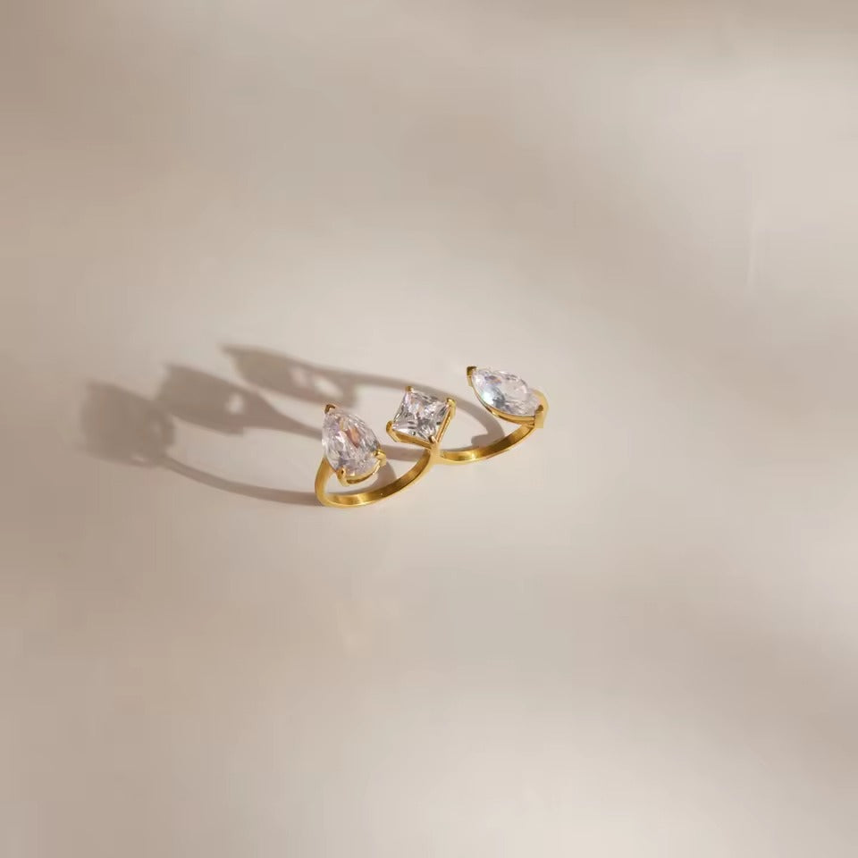Two-Finger Statement Ring – gold ring with cubic zirconia stones