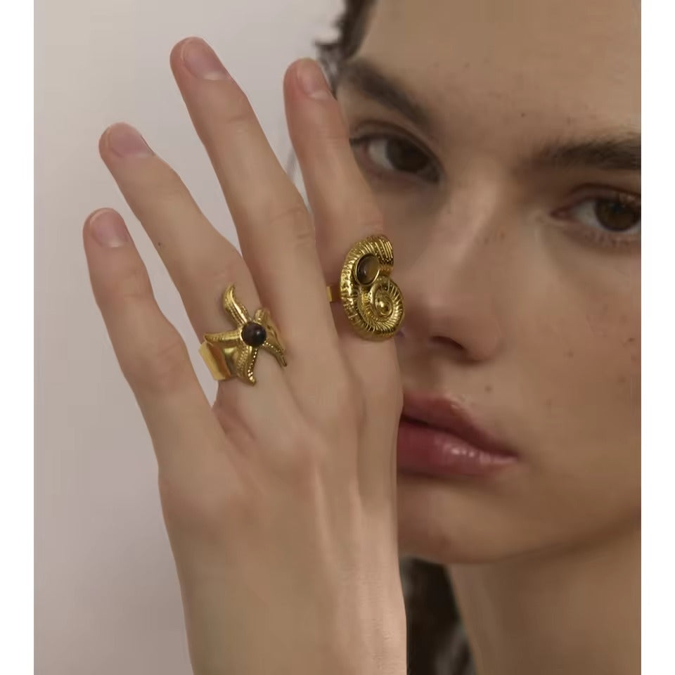 Starfish Statement Ring – gold ring