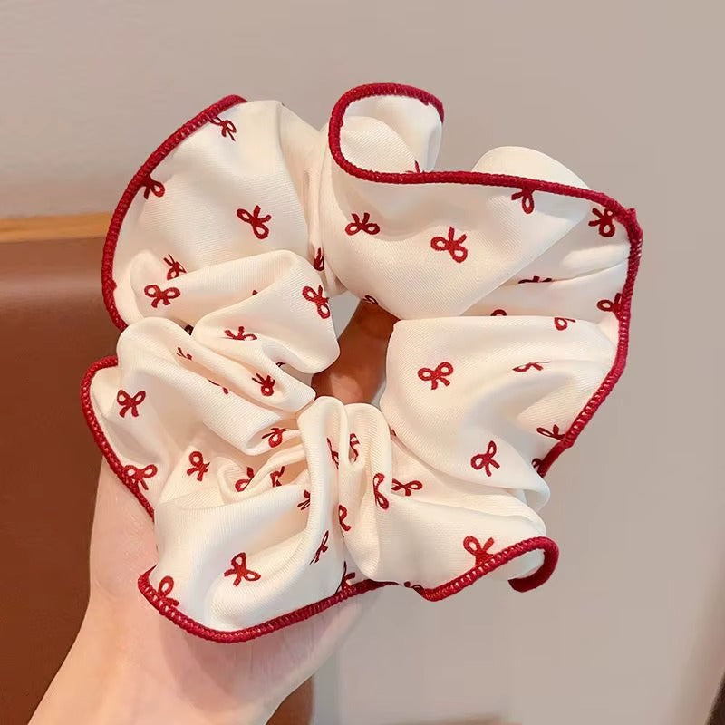 Red Mini-Bow Scrunchie – scrunchie