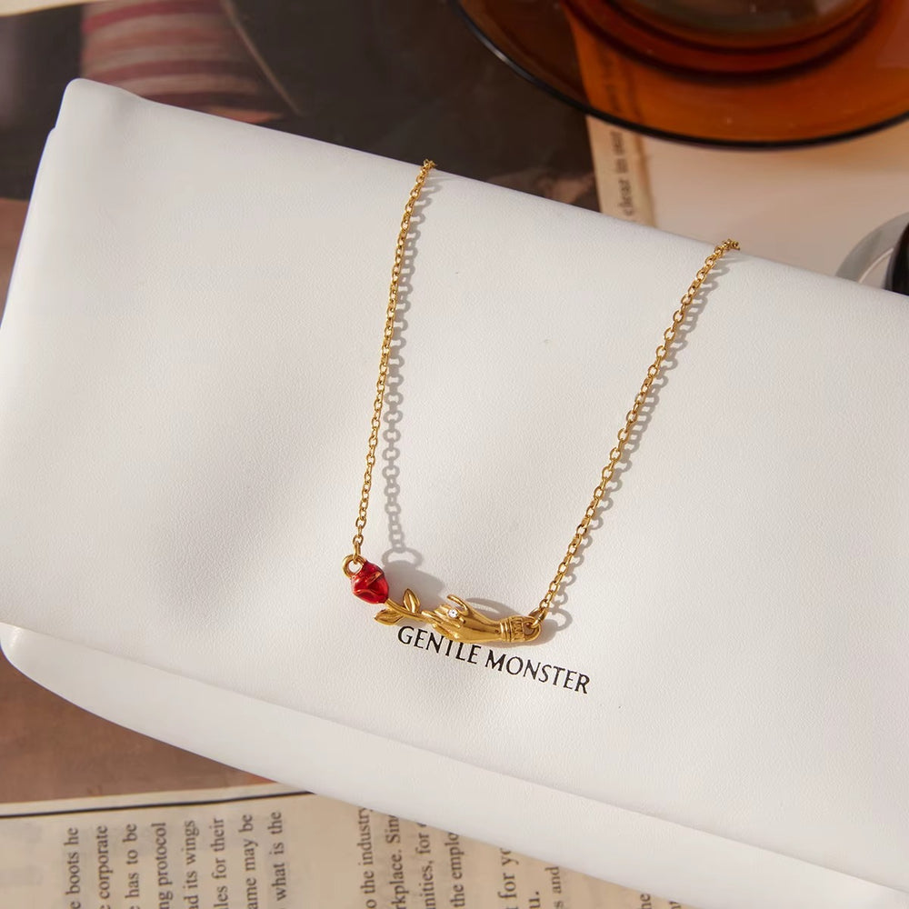 Hold On Rose Necklace – gold necklace