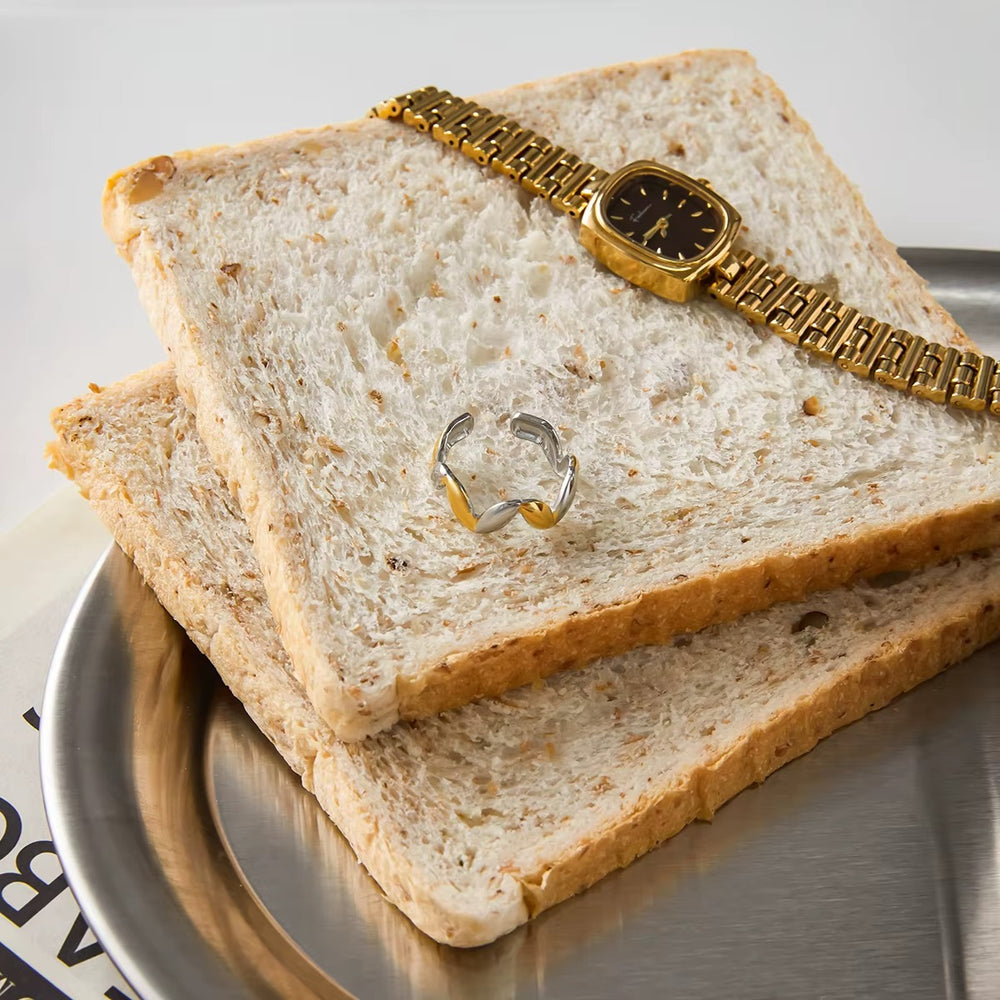 Gilded Ring – adjustable ring